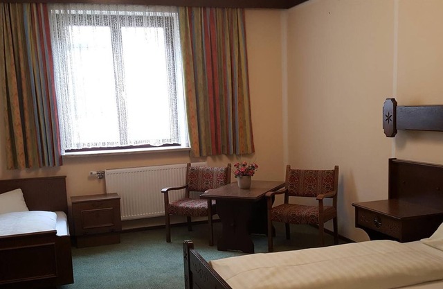Multi-bed room - Gasthof-Restaurant Pontiller
