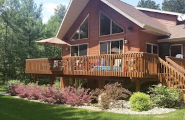 Multi-Family Vacation Home Near Castle Rock Lake & Wisconsin Dells