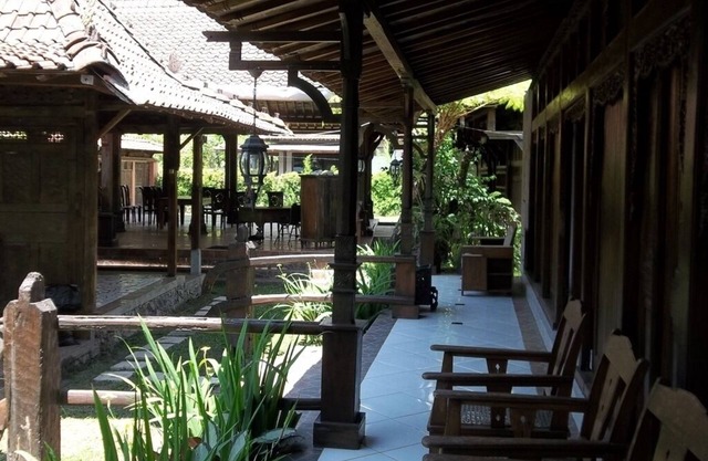 Mulyodiharjo twin traditional Javanese