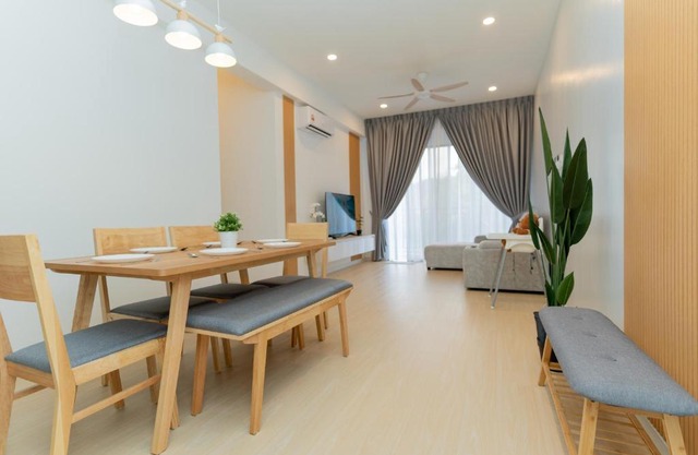 Muna The Cove Ipoh Garden East 3R2B 8pax