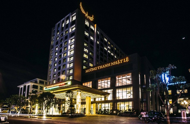 Muong Thanh Luxury Nhat Le Hotel