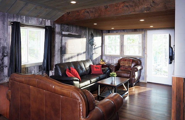 Muskoka Lakefront Cottage Honey Harbour Georgian Bay. Only 90 min from Toronto!