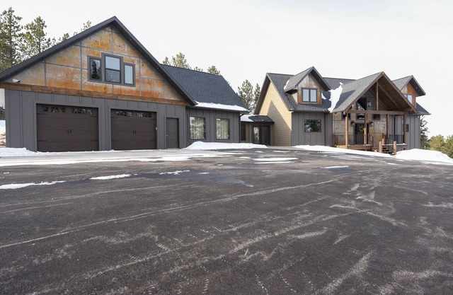 MUST SEE - 6 BR, 4900 Sq. Ft, New Const, One of a Kind, Near Deadwood