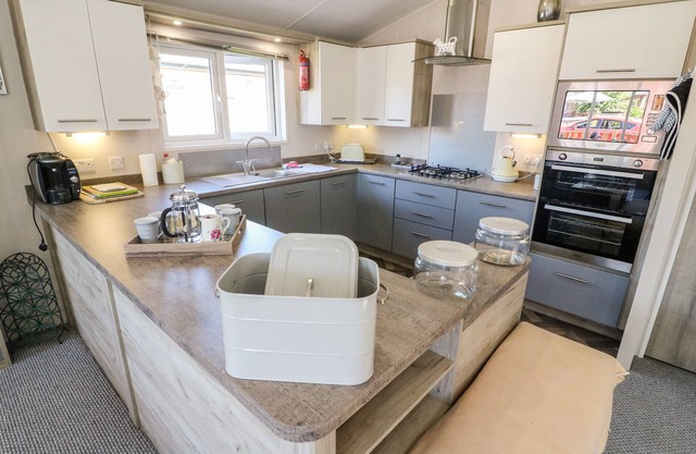 MY DREAM, family friendly, character holiday cottage in Carnforth