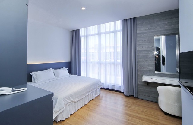 My Dream Hotel