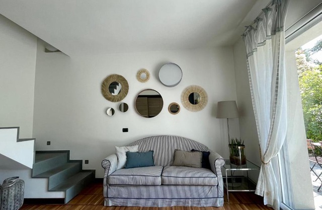 MY HUMBLE HOUSE -Appartamento in villa con vista lago