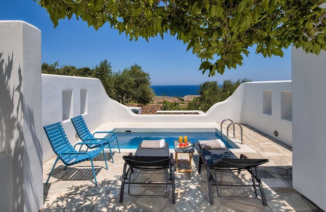 My Rental Homes - Villa Vorias with swimming pool. 1 bedroom; 4 guests