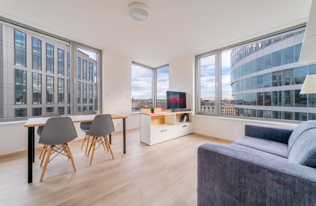 MyMozart City Center Residence: Sapphire Sky Suite