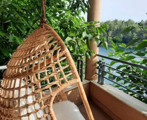 Mystica - charming studio apartment on the beach