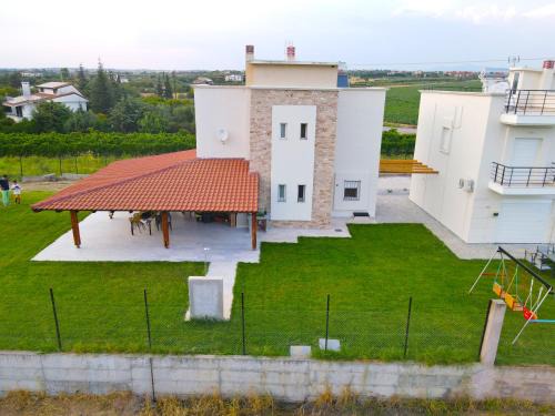 Mythic Villa #4