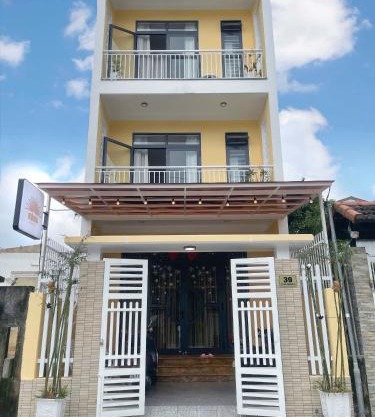 Nắng Homestay Huế