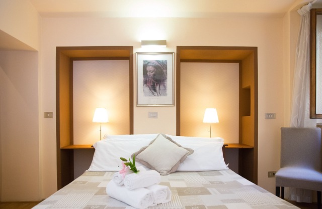 n Elegance and Comfort Apartment in Ponte Vecchio