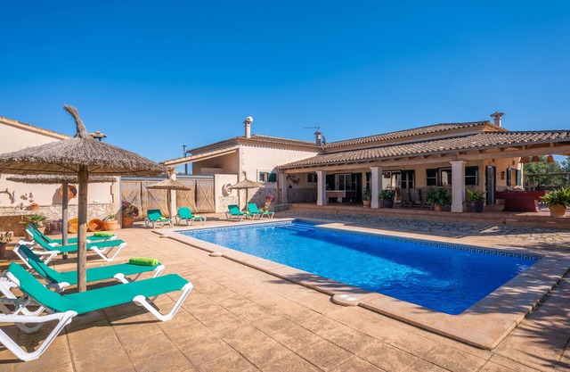 NA PORAM - Villa with private pool in LLUCMAJOR. Free WiFi