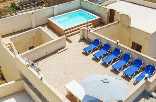 Naduri Holiday Home