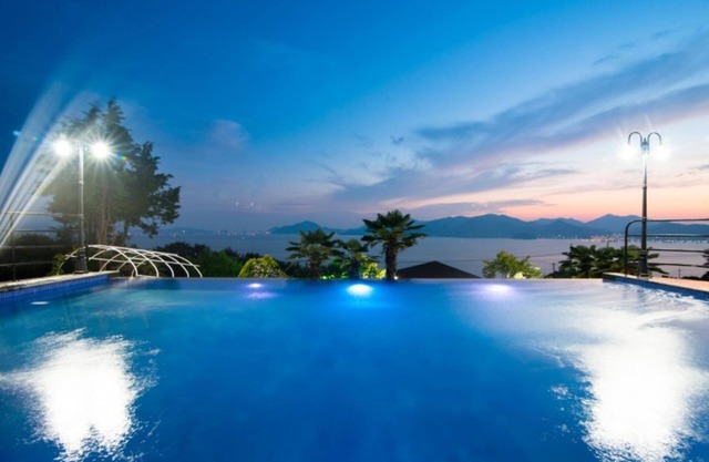 Namhae Skyblue Sea Pension