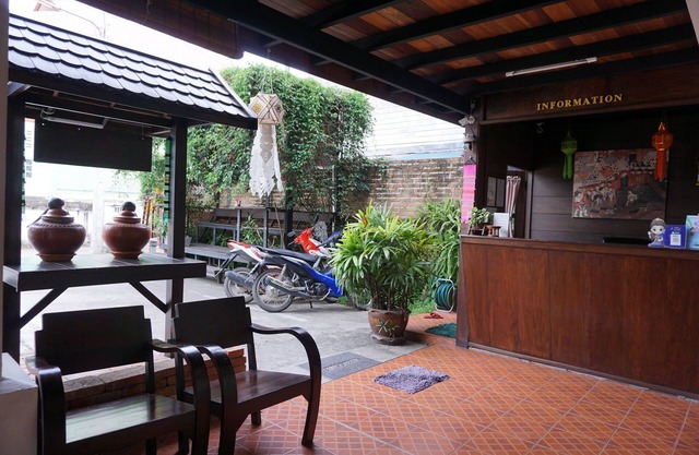 Nan Lanna Hotel