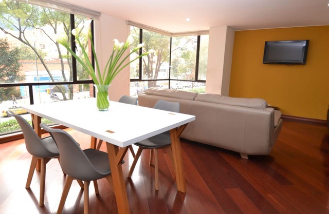 NANCY B - 2 BR. Executive Apartment with wood floors