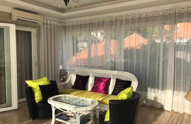 Nancy Sea View Villa 1