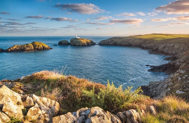 Nant, Holiday Cottage Strumble Head, Sleeps 6, 3 bedrooms, bathrooms