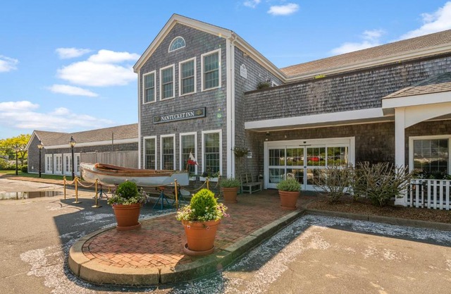 Nantucket Inn