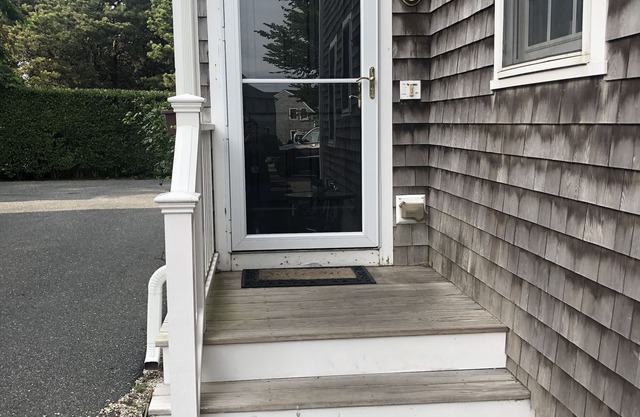 Nantucket’s Mid island condo