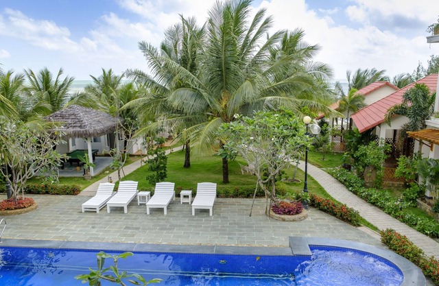 Naomi Resort