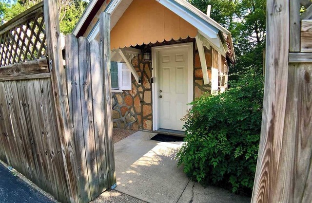 Napa Rock Cottage/#7 Oak Crest