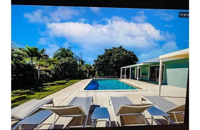 Naples Villa Heated Pool 1.3M to beach-11 People