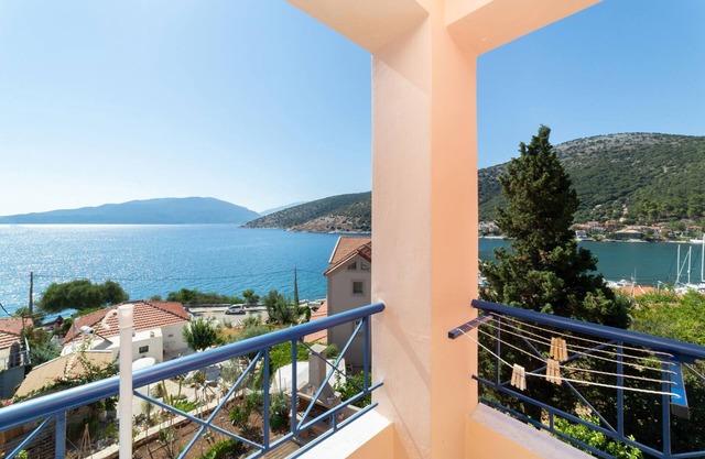Natassa Apartments, 2 Bedrooms 30m from sea