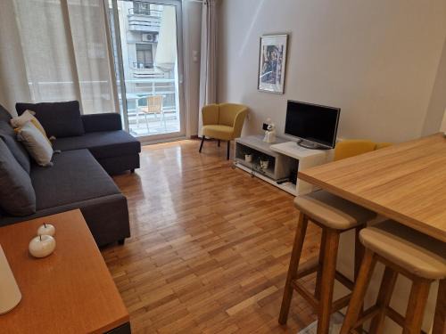National Archaeological Museum - 1bdr apt, sleep 2-4p