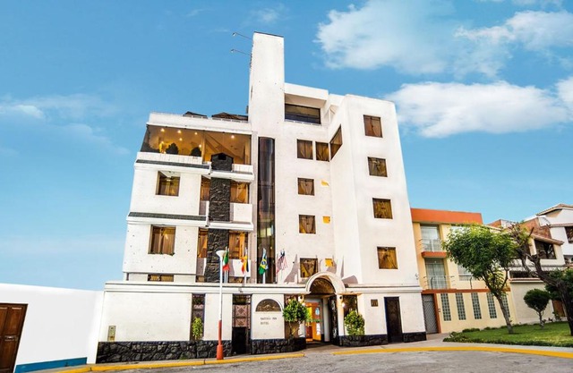 Natura Inn Hotel