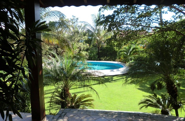 Nature and Comfort in the South of the Island!