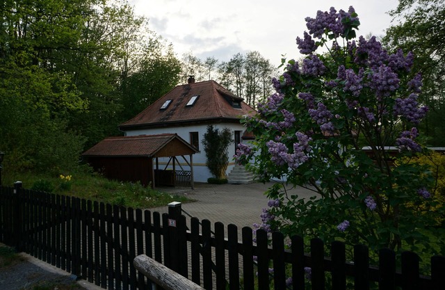 Nature cottage by the lake with river access, river hikes in the Fichtelgebirge