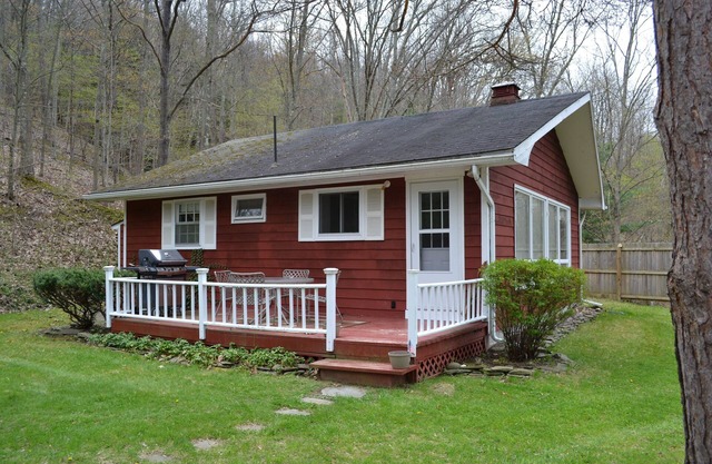 Nature Lovers Getaway Nestled In The Hills Of The Finger Lakes Region.