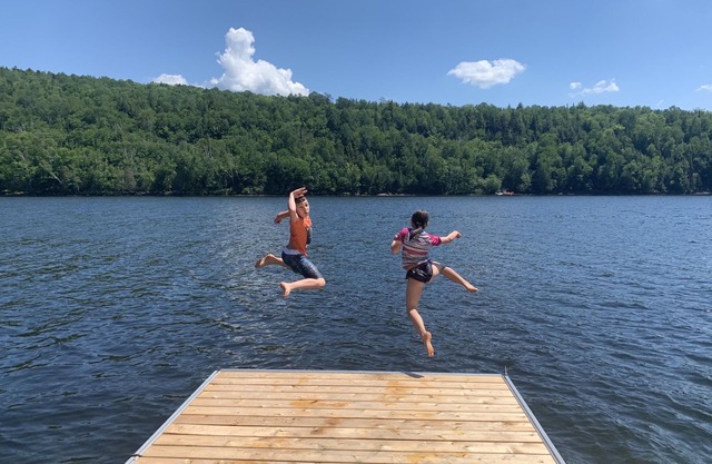 Nature's Paradise Luxury Lakeside Retreat SPA