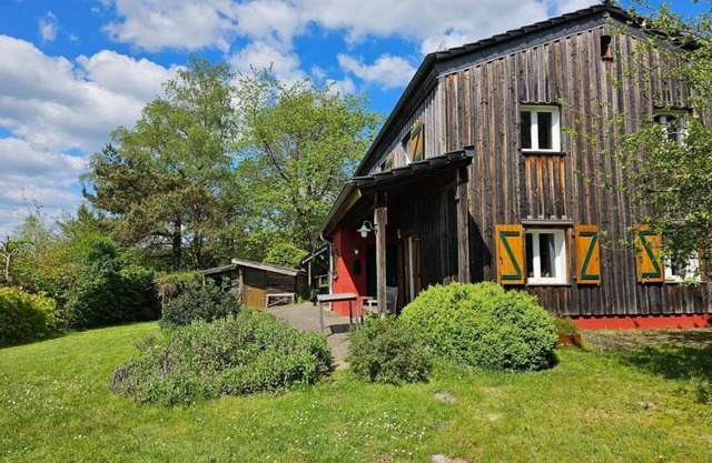 Nature & wellness 'on the Hardt' *Jacuzzi *Sauna *all in the forest
