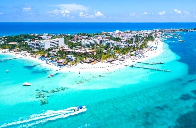 Nautibeach Penthouse with spectacular ocean views on beautiful Isla Mujeres