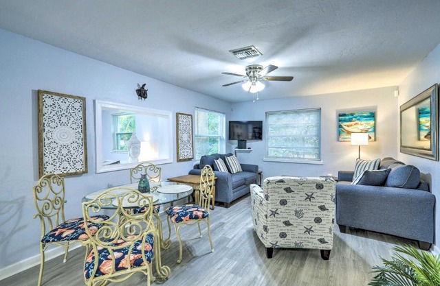 Nautical Home Grills, 2 Mi to Cocoa Village!