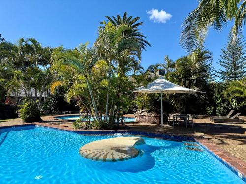 Nautilus Beach Resort by Charlesworth
