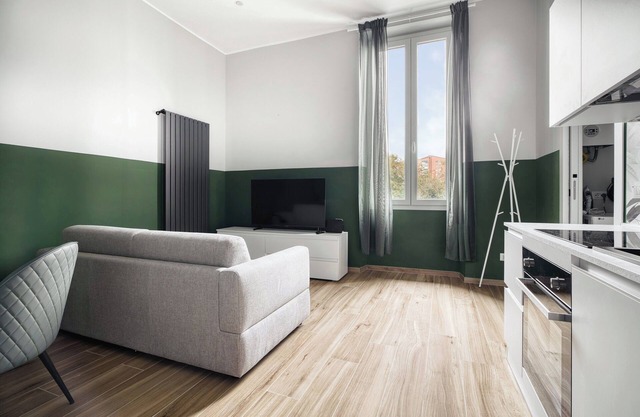 Navigli Riverside - One Bedroom Apartment, Sleeps 4