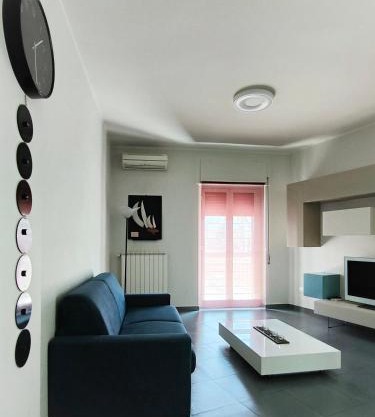 Navis' House