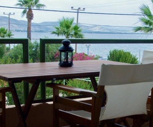 Nea Makri Beach Apartment