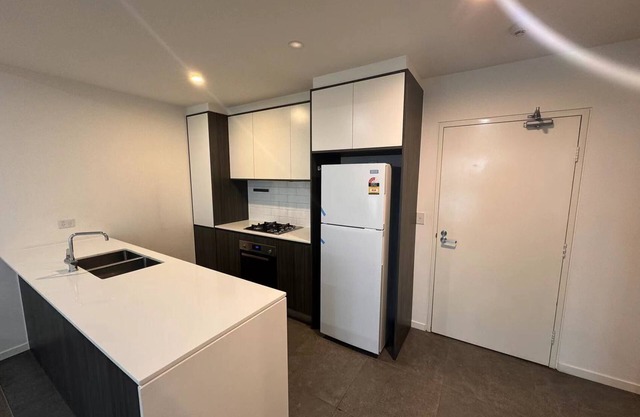 Near Airport，Quiet and Cozy 2B2B apt in Wolli Creek