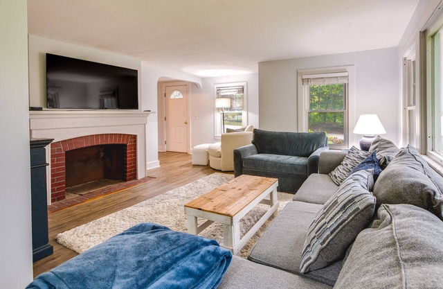 Near Beach: Coastal Maine Getaway w/Yard