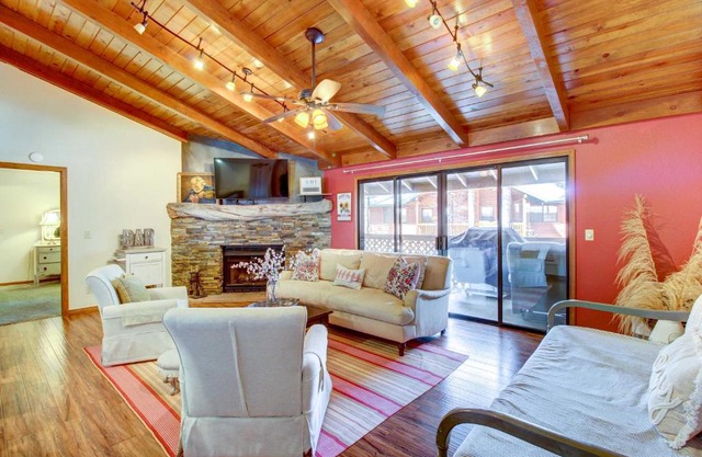 Near Golfing and Hiking Pinetop Vacation Rental!