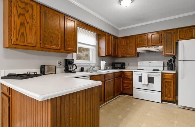 Near Parks, Trails, & Downtown! Raleigh Retreat