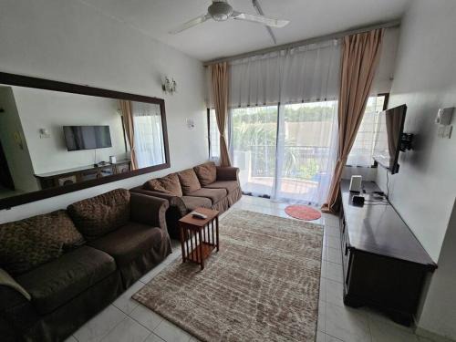 Near USM 6 pax, 2 Bedroom w Aircond, 2 toilet, 5G WIFI