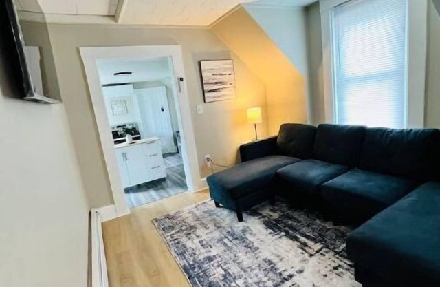 Nearby Cross Insurance center! Walk to Bangor Concerts!