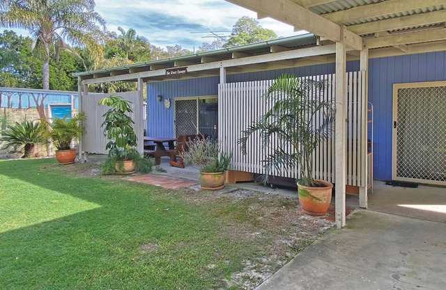 Neat House Close to 4wd Beach Access