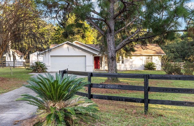 Nellies Cottage is 4 miles from WEC-World Equestrian Center